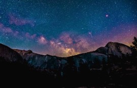 1. 《惊悚夜行：最新恐怖电影评测》
2. 《2023年必看惊悚片推荐》
3. 《恐怖惊悚剧热潮再起，揭晓真相！》
4. 《新片速递：恐怖惊悚片盘点》
5. 《暗黑氛围：今年最受欢迎的惊悚影剧》