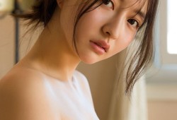 “小草莓app成人版：畅享顶级成人内容体验”